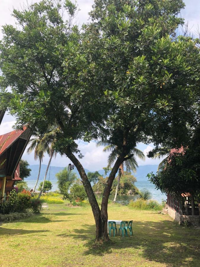 Leokap Homestay Tuk Tuk Luaran gambar