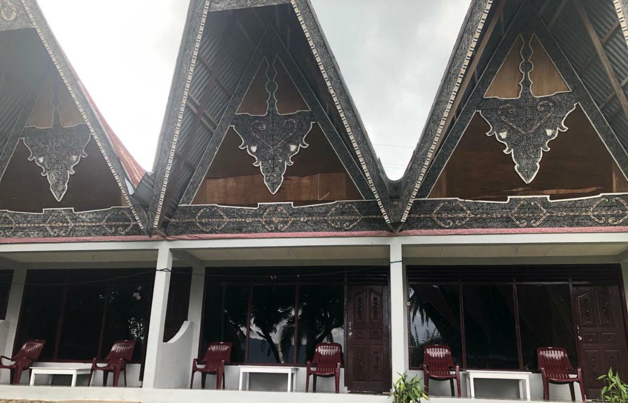 Leokap Homestay Tuk Tuk Luaran gambar
